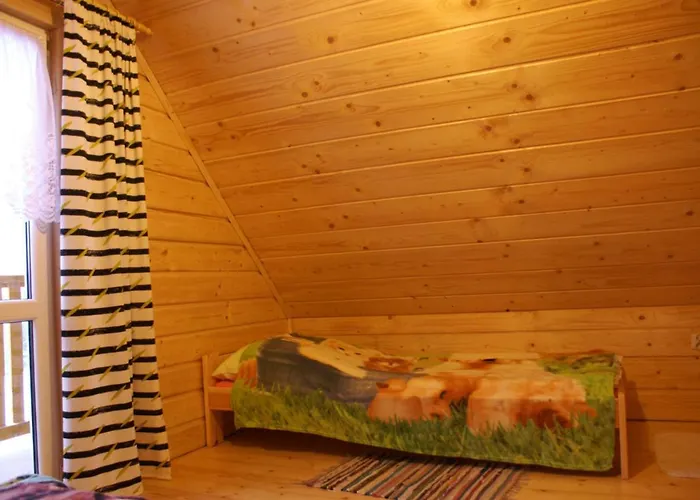 Na Wyrszczku אכסניה איסטבנה